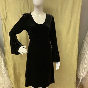 TATIANA NEW BEAUTIFUL DRESS IN BLACK, SIZE 8